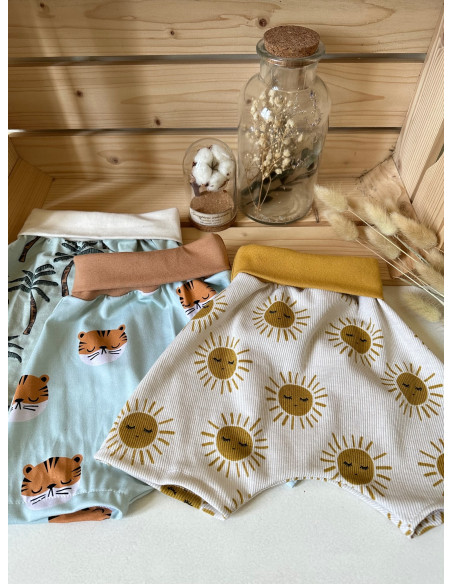 Short évolutif taille 1 & 2 - Motifs au choix